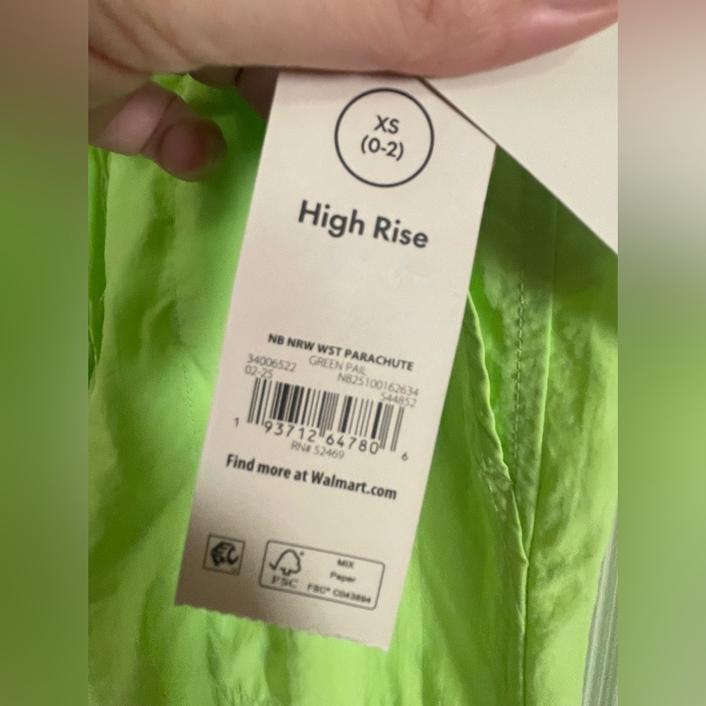 NWT No Boundaries Neon Green High Rise Baggy Nylon Parachute Cargo Pants XS - Picture 8 of 9